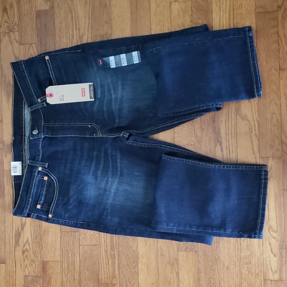 Mens Levi jeans Size 36/32